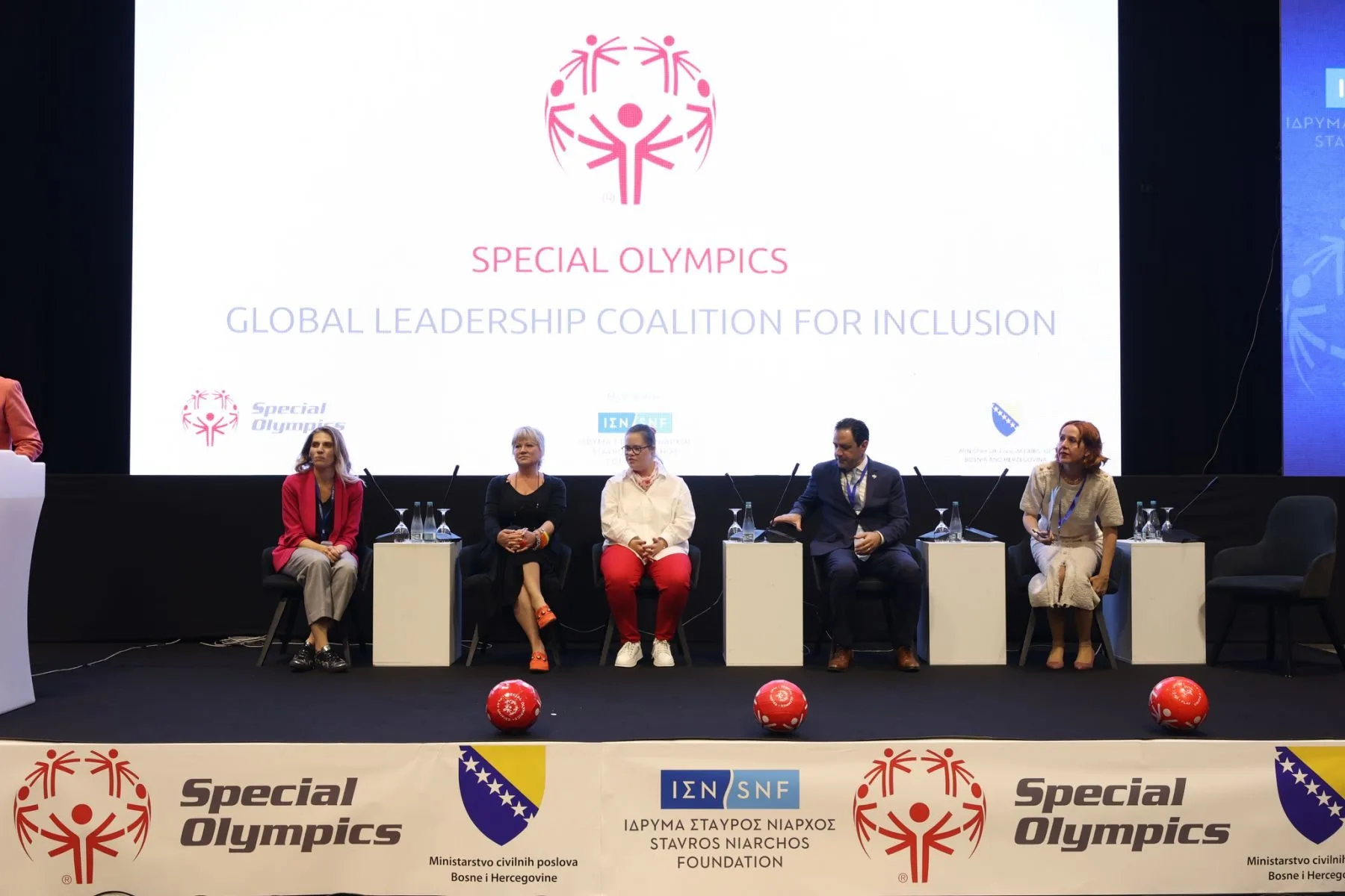 IMG-0f0f6b274077327ba7f9f6c8ea727781-V