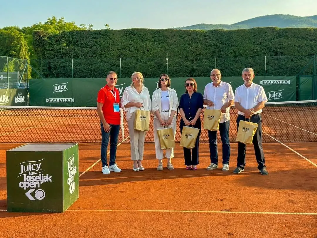 504109904_10162598343568433_9128836255110633788_n