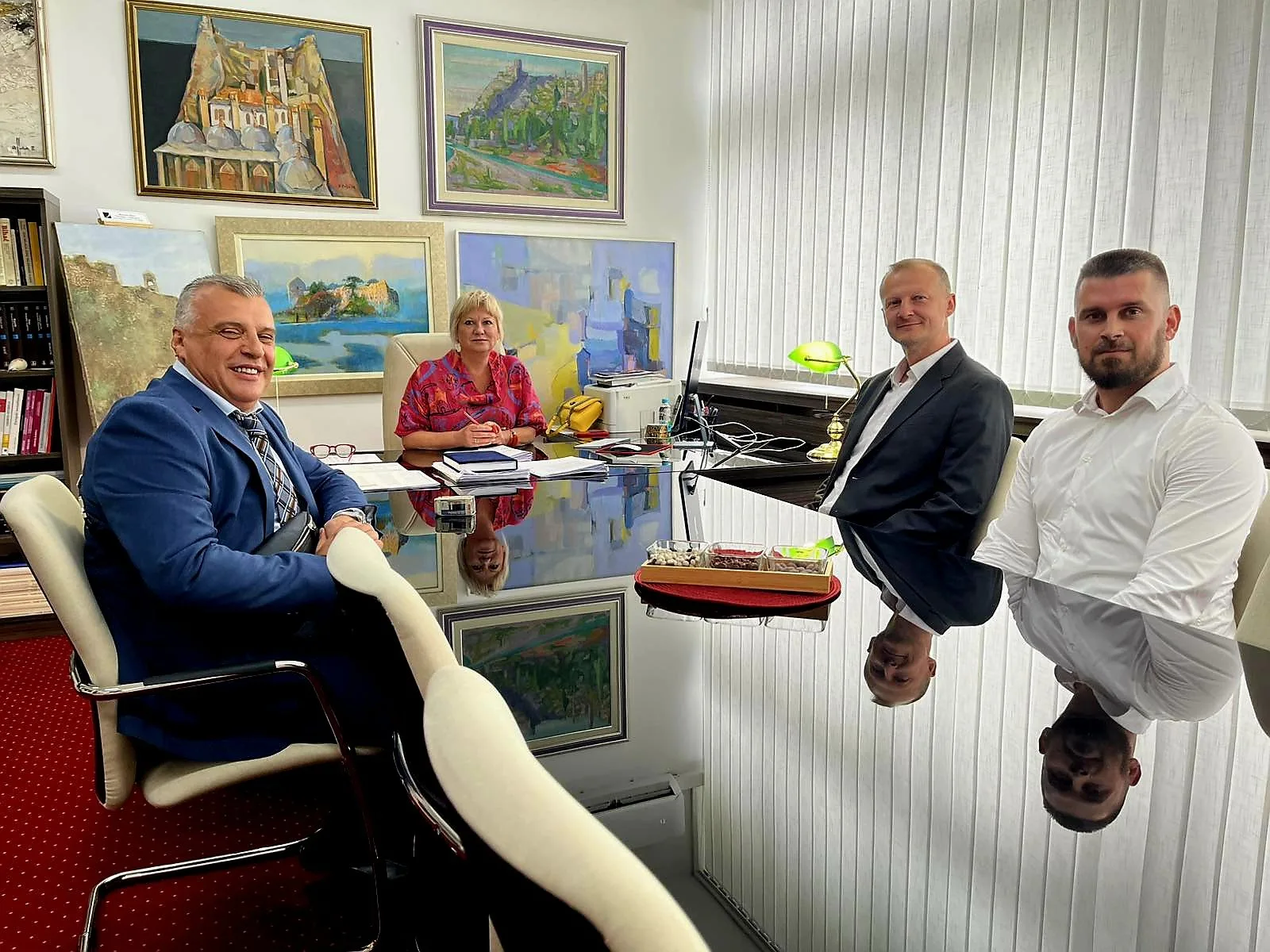 IMG-774d6343b843dae8ad395d97a55c3467-V