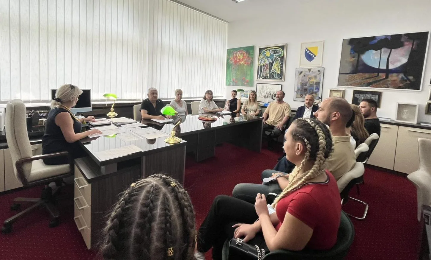 IMG-fd83406df3376b51bfbef754938a9c89-V