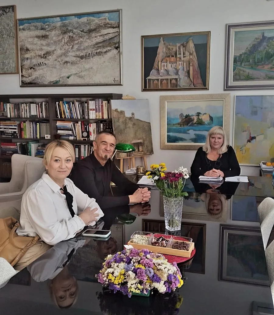 IMG-f74c361f0dcbfc9bca47cd890ea45455-V